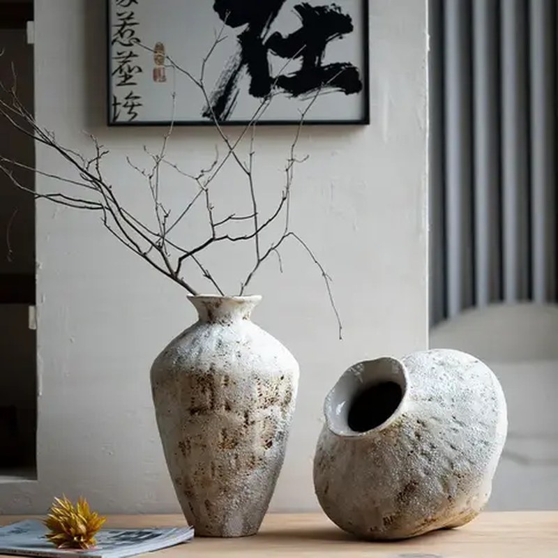 Bình hoa gốm sứ mộc mạc phong cách Wabi-sabi 3