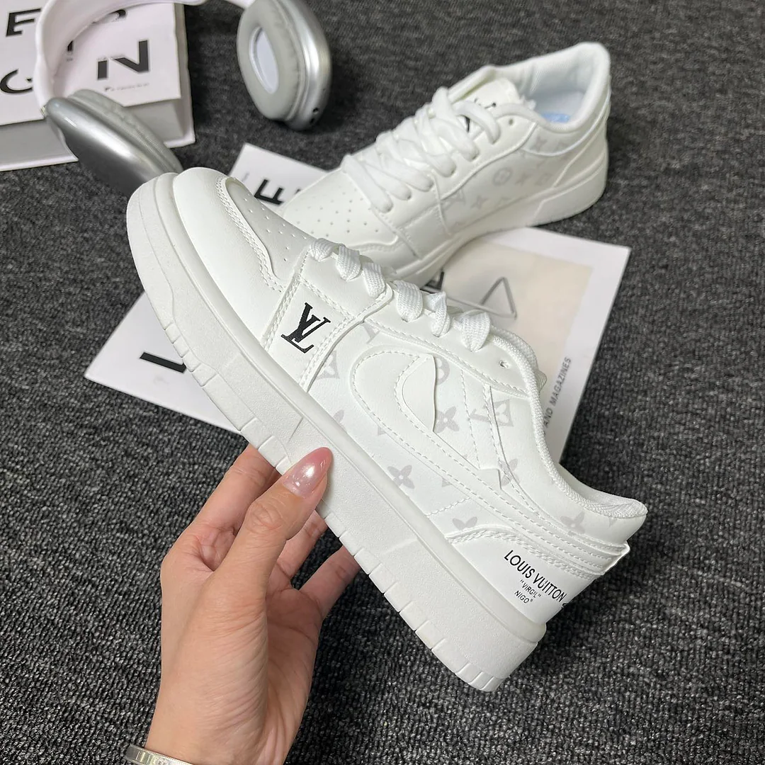 Giày sneaker trắng bạc vân mờ, unisex, cao cấp, cổ thấp, thiết kế ghép họa tiết tinh tế, phong cách streetwear tối giản 8