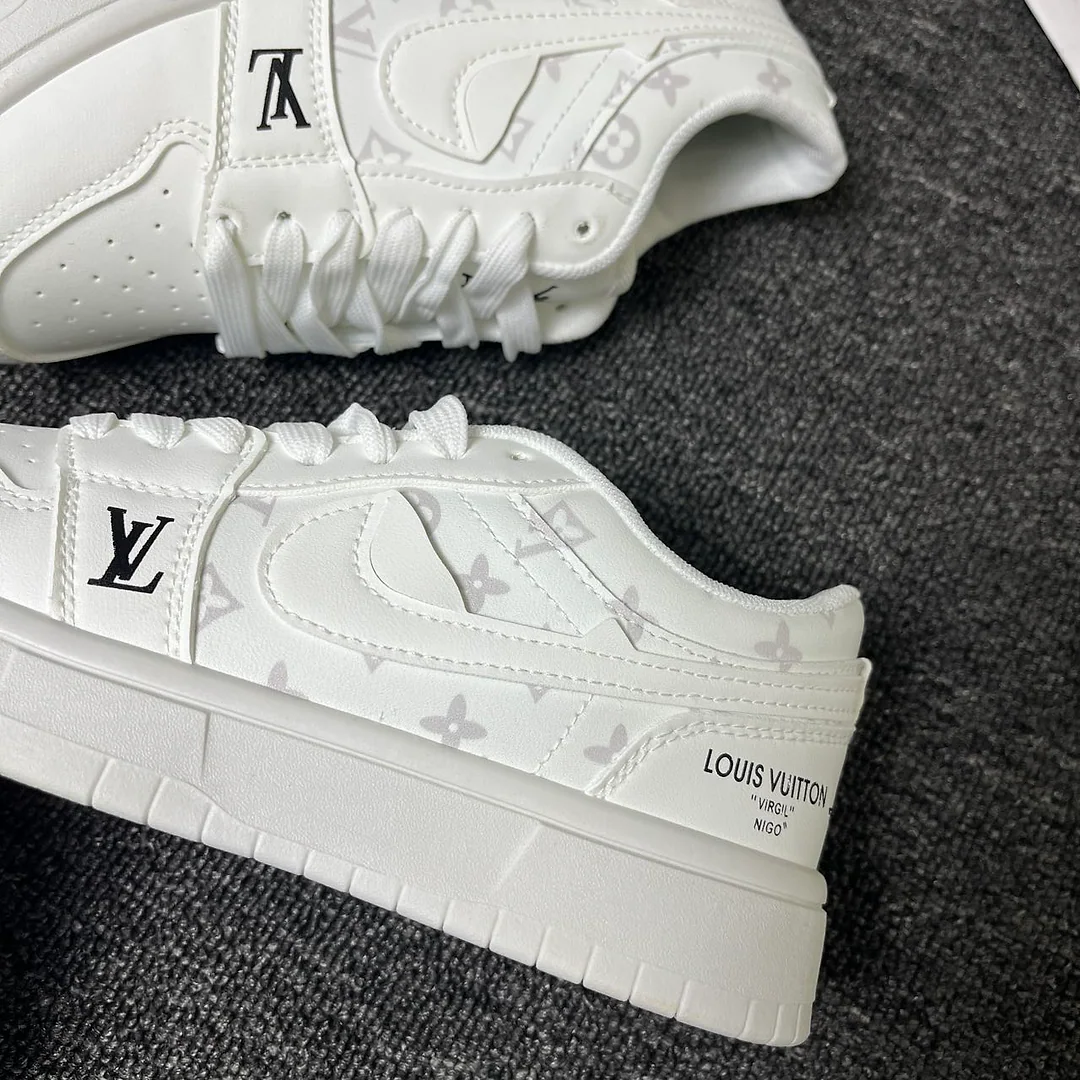 Giày sneaker trắng bạc vân mờ, unisex, cao cấp, cổ thấp, thiết kế ghép họa tiết tinh tế, phong cách streetwear tối giản 4
