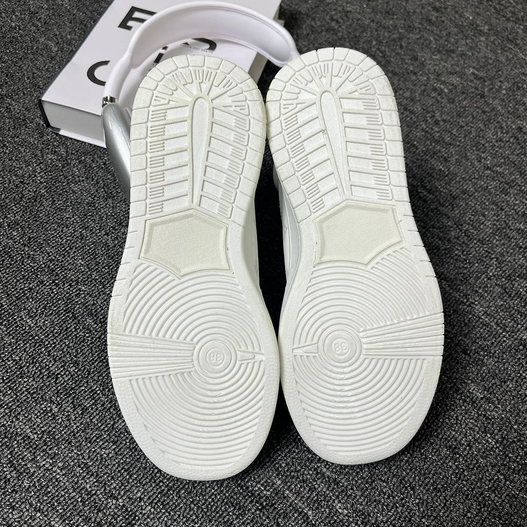 Giày sneaker trắng bạc vân mờ, unisex, cao cấp, cổ thấp, thiết kế ghép họa tiết tinh tế, phong cách streetwear tối giản 5