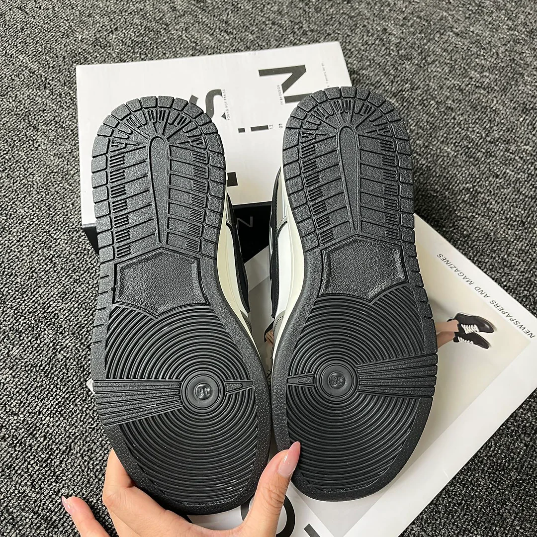 Giày sneaker phối màu xám trắng phong cách retro, unisex, cổ thấp, thiết kế ghép mảng tương phản, đơn giản và dễ phối đồ 8