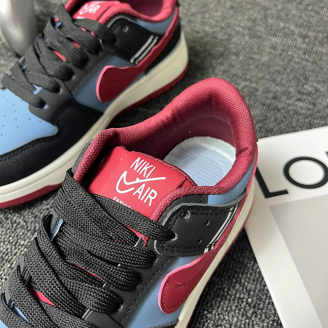Giày sneaker cổ thấp phong cách retro phối màu xanh dương, đen và đỏ rượu vang - Unisex 5